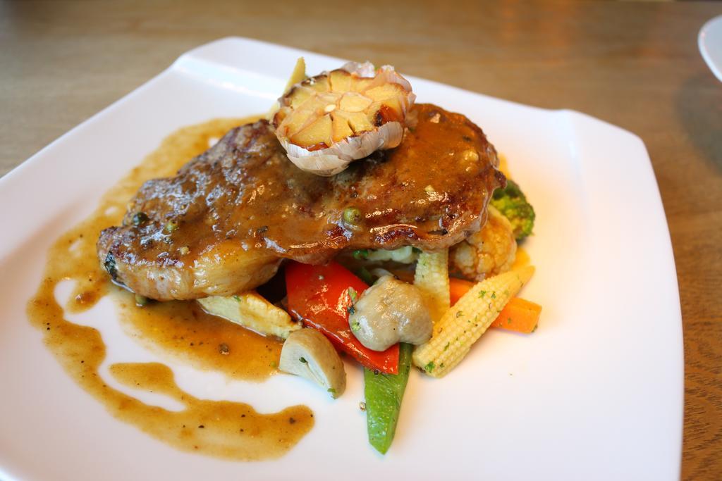 Tama Hotel Phnom Penh Tower 外观 照片